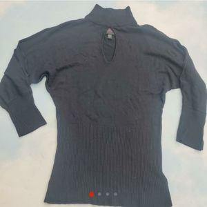 Bebe Sweater Top 3/4 Sleeve Keyhole Open Knit Top Peekaboo Top Cute Club Top